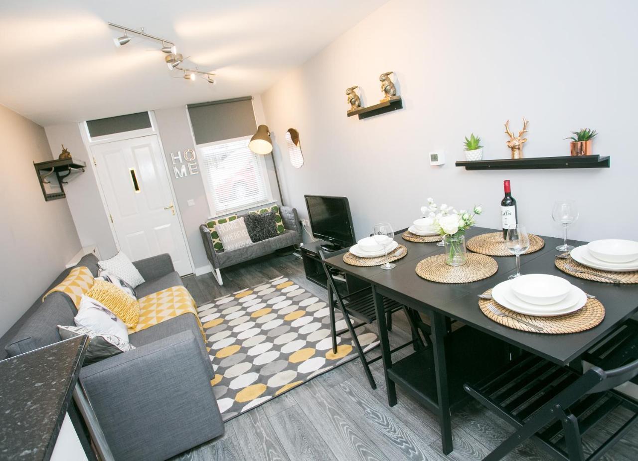 Malone Place Apartment Belfast Esterno foto